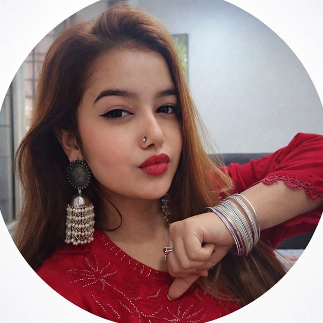 @cricketwithanushka